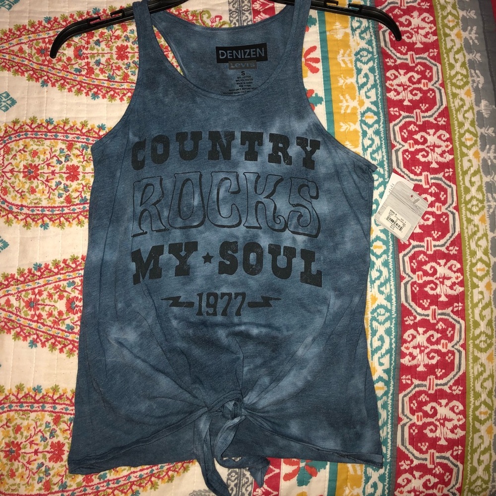 NWT Country Tank